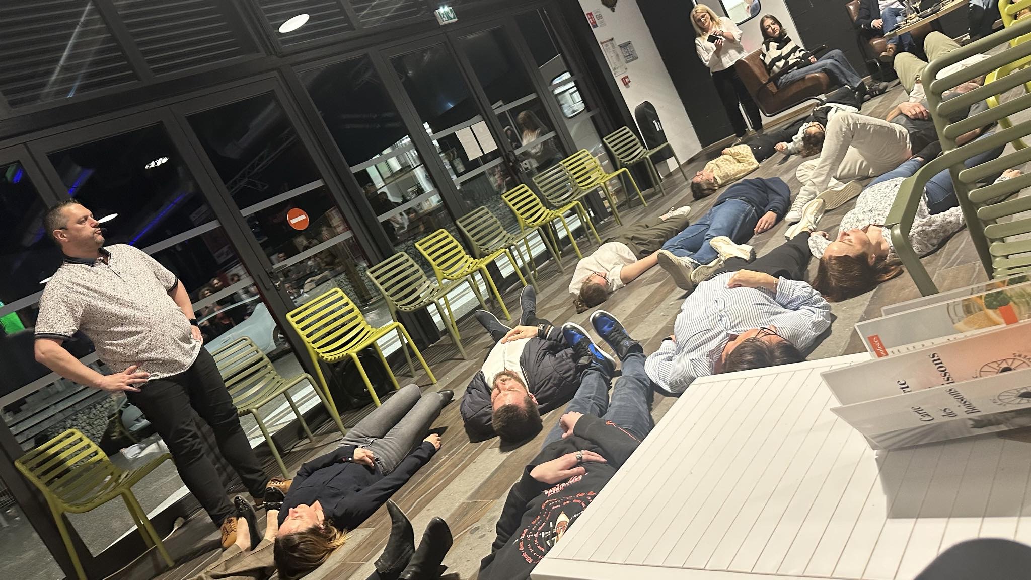 Spectacle d'hypnose adapté à votre projet