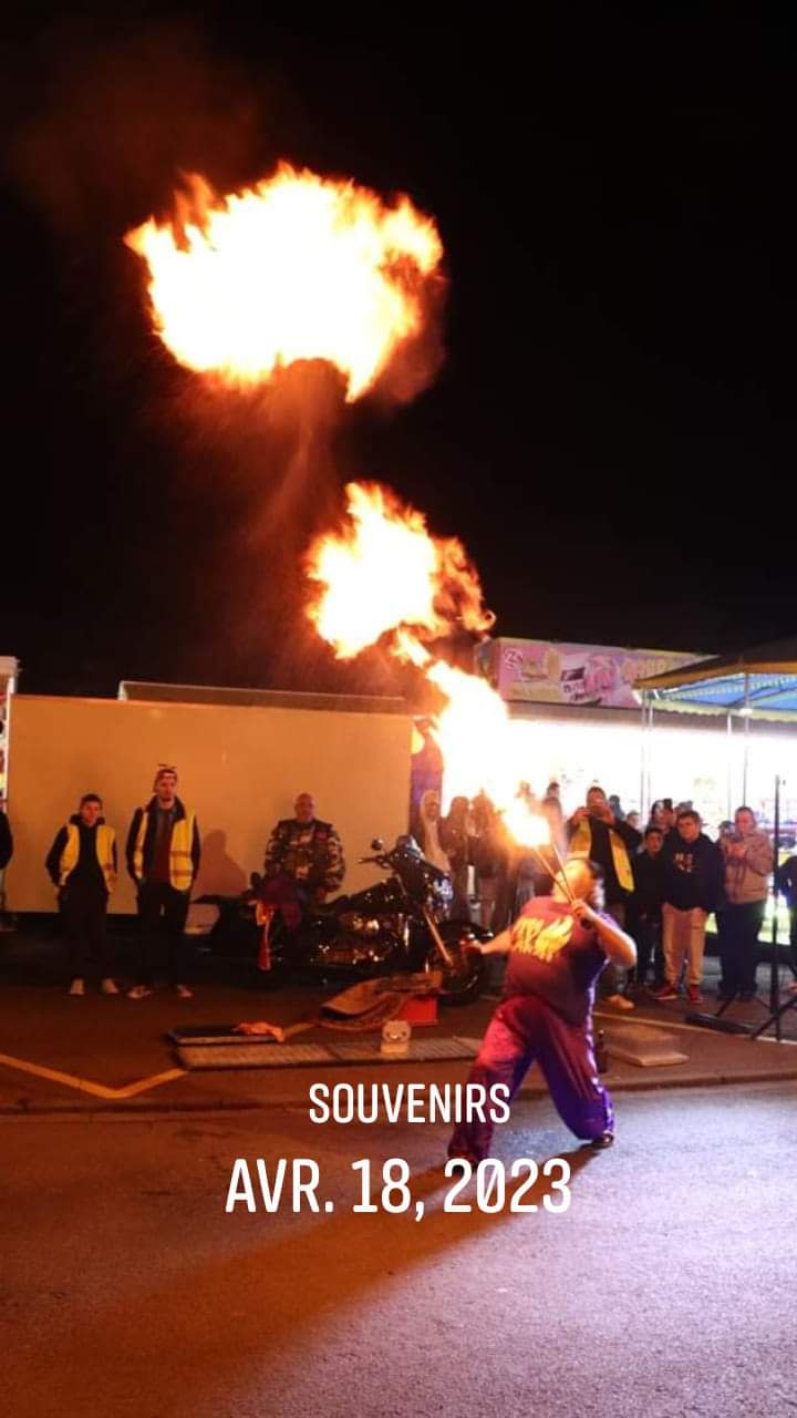 Fakir cracheur de feu